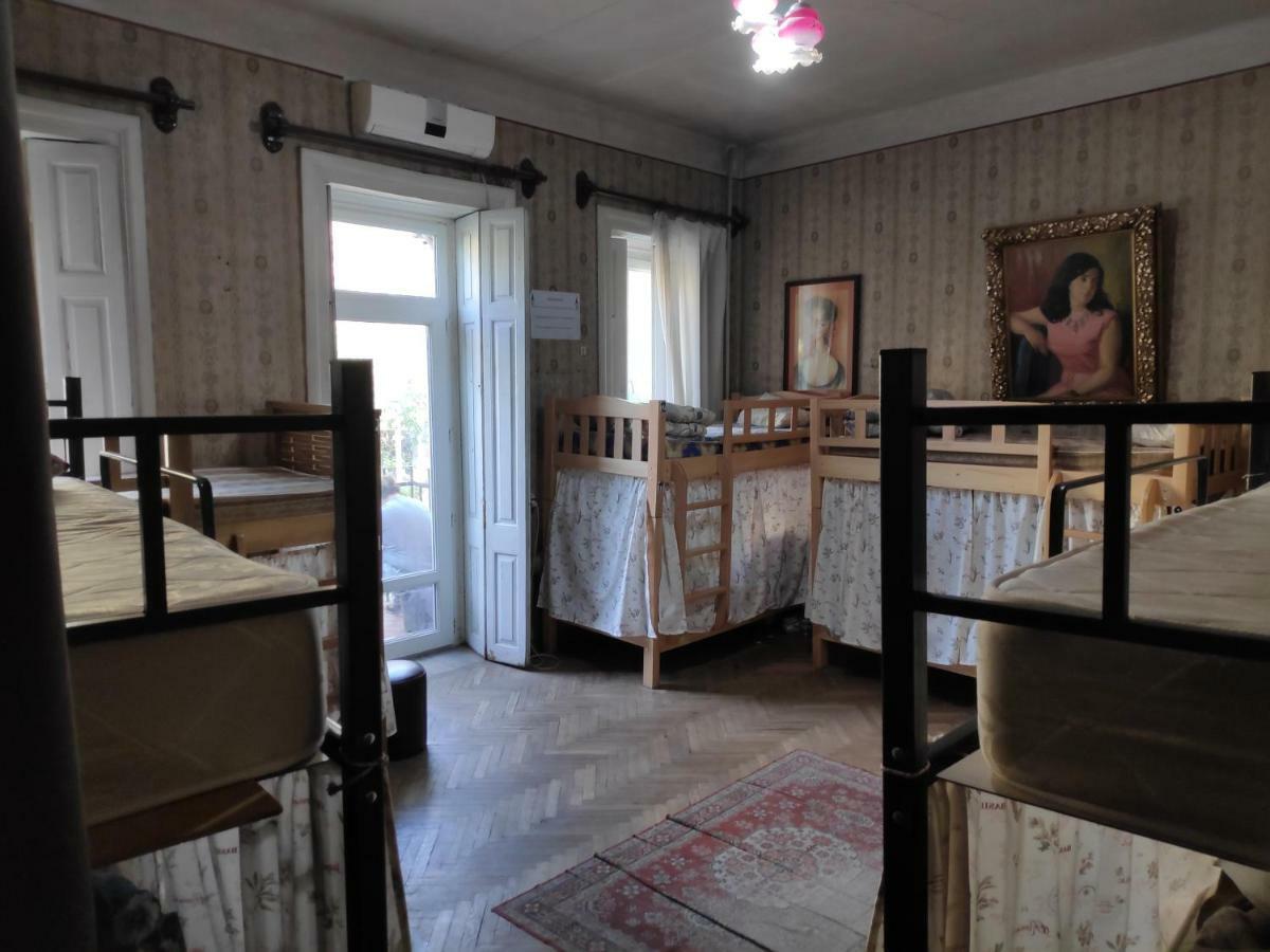 Amoun Hostel Τυφλίδα Δωμάτιο φωτογραφία