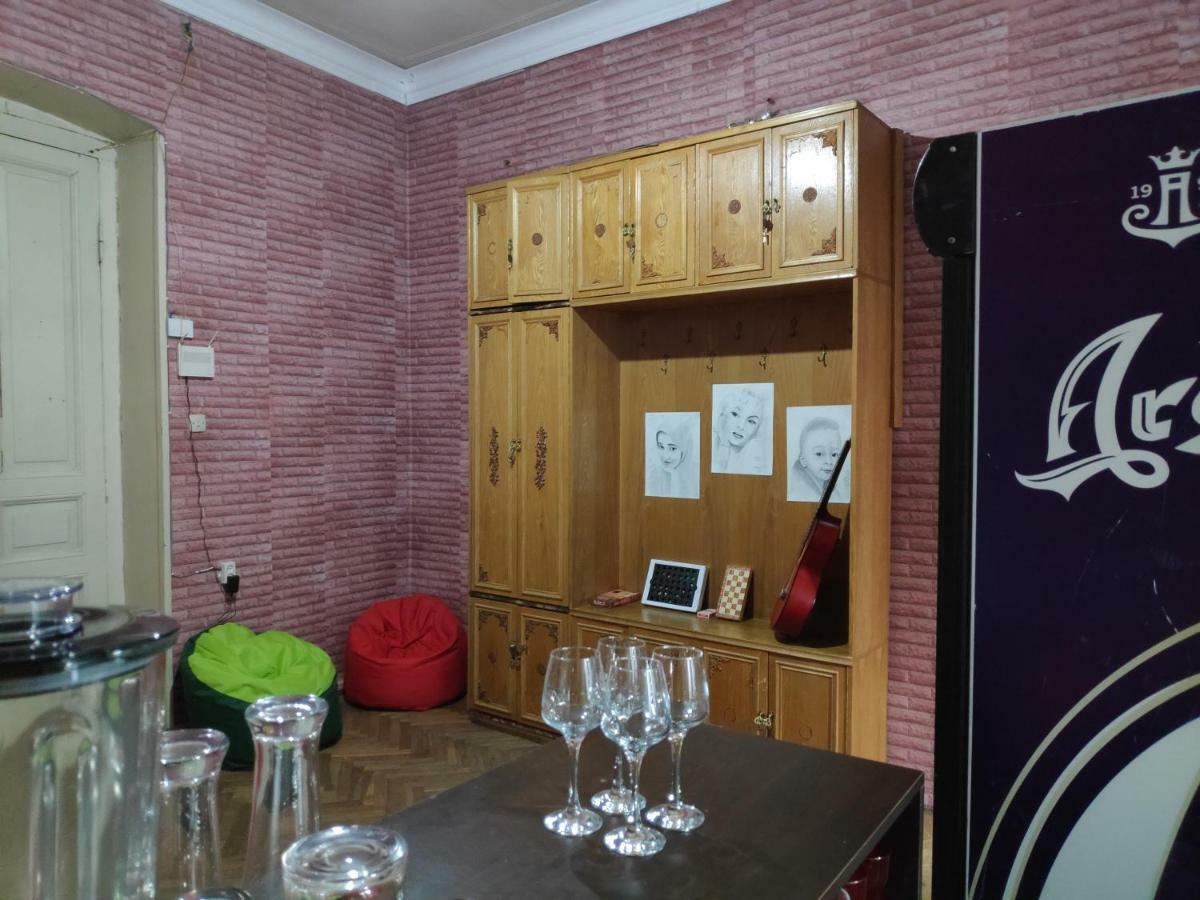 Amoun Hostel Τυφλίδα Εξωτερικό φωτογραφία